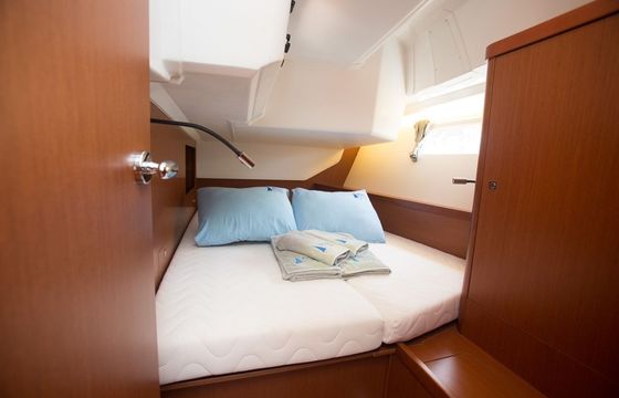 Beneteau Oceanis 45 Dianora