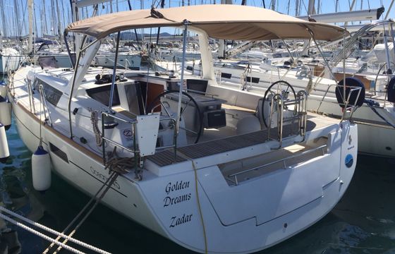 Beneteau Oceanis 45 Golden Dreams