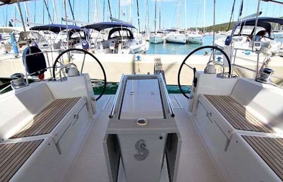 Beneteau Oceanis 45 Golden Dreams
