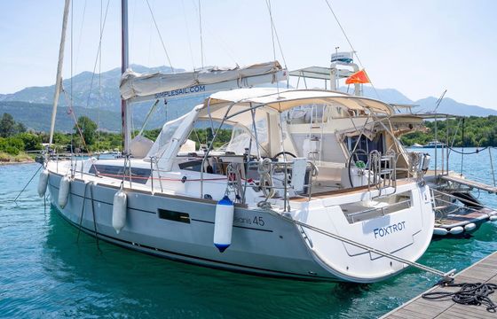 Beneteau Oceanis 45 Foxtrot