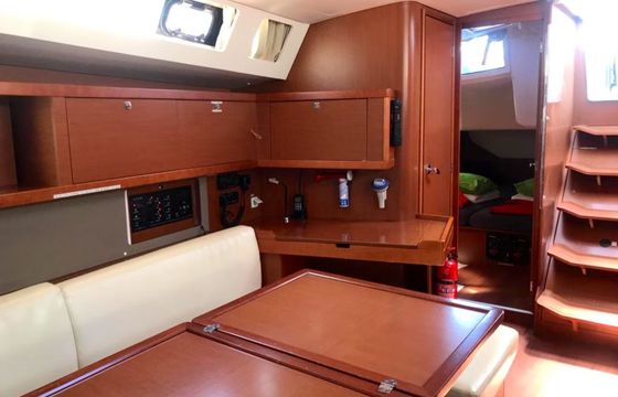 Beneteau Oceanis 45 Gin Fizz
