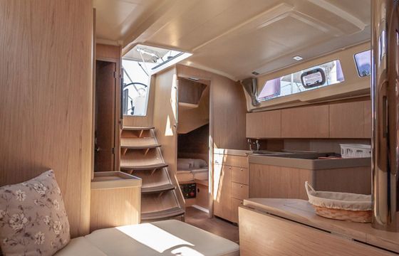 Beneteau Oceanis 41.1 Kostis