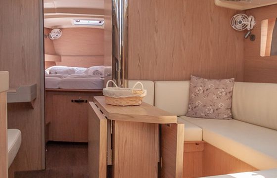 Beneteau Oceanis 41.1 Kostis