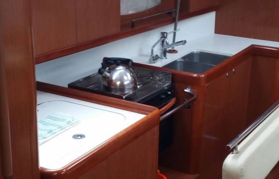Beneteau Oceanis 43 Carmen