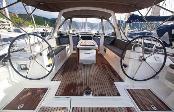 Beneteau Oceanis 45 Hande