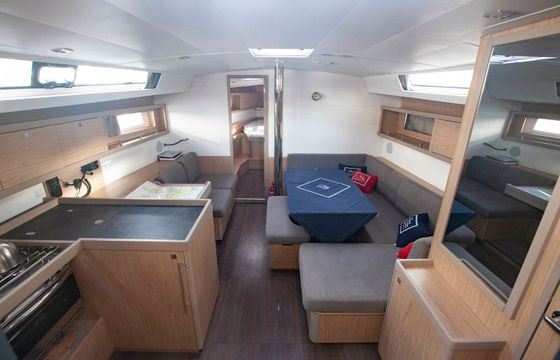 Beneteau Oceanis 45 Hande