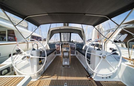 Beneteau Oceanis 41.1 Lux