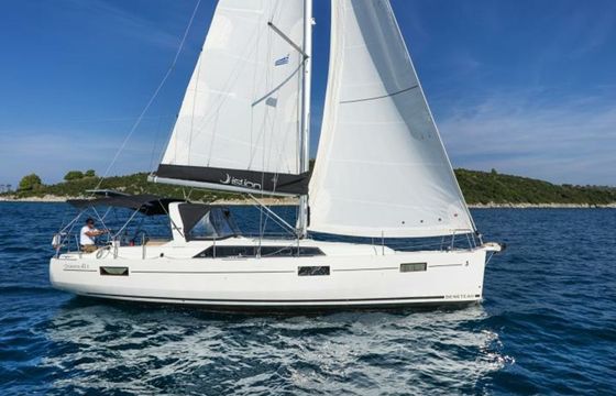 Beneteau Oceanis 41.1 Lux