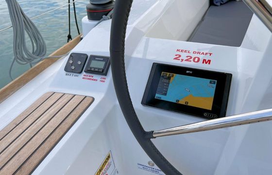 Beneteau Oceanis 38.1 Jana