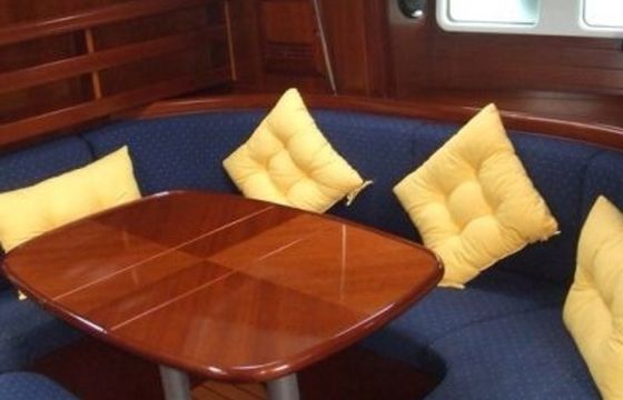 Beneteau Oceanis 41.1 Bliss