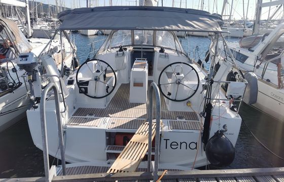 Beneteau Oceanis 38.1 Tena