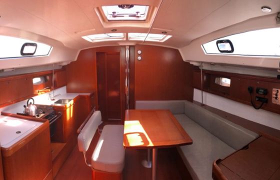 Beneteau Oceanis 43 Serenity