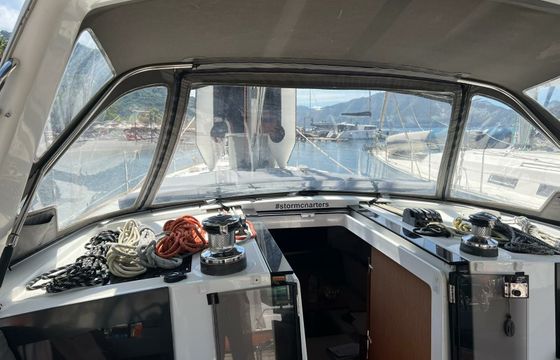 Beneteau Oceanis 45 Storm Dancer 1