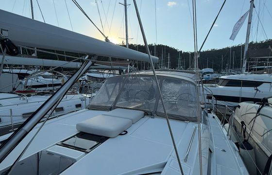 Beneteau Oceanis 46.1 Athena 4