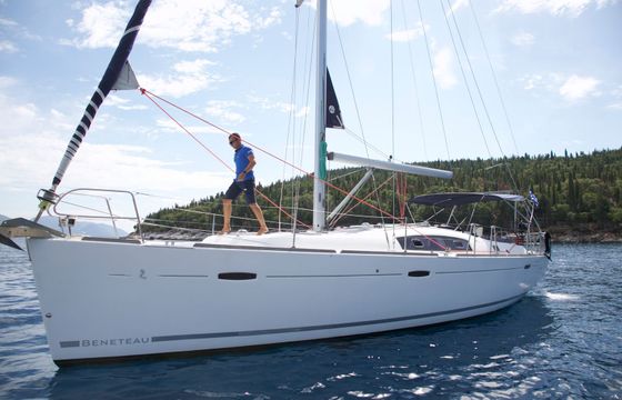 Beneteau Oceanis 43 Mojito
