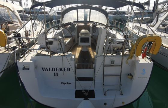 Beneteau Oceanis 43 Valdeker 2