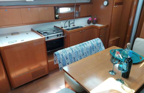 Beneteau Oceanis 43 Onar