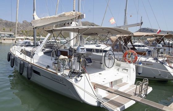 Beneteau Oceanis 45 Avalon