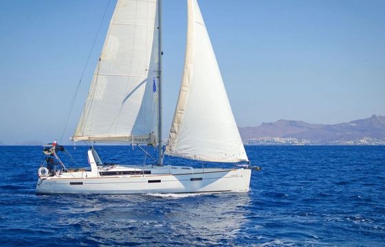 Beneteau Oceanis 45 Butterfly