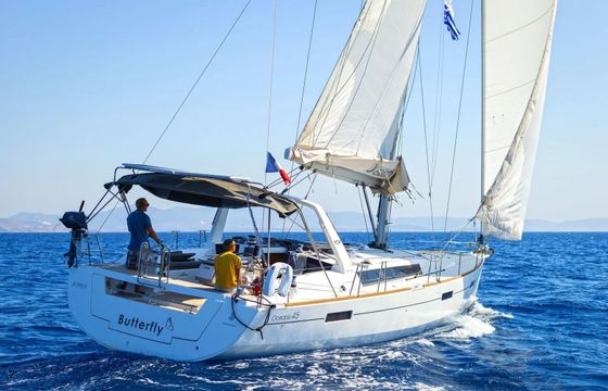 Beneteau Oceanis 45 Butterfly
