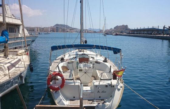 Beneteau Oceanis 440 Al-Akila