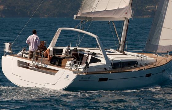Beneteau Oceanis 45 Stella