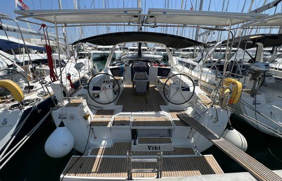 Beneteau Oceanis 45 Viki
