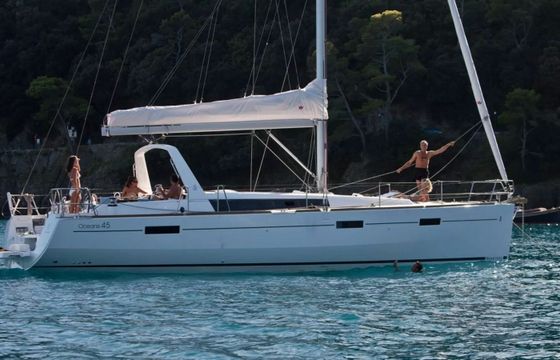 Beneteau Oceanis 45 Solent Mistress