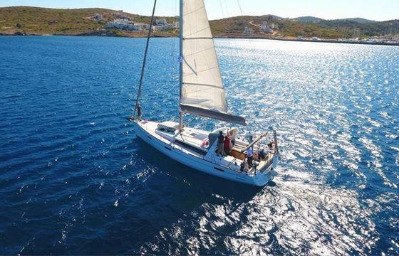 Beneteau Oceanis 45 Theagenis