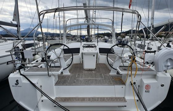 Beneteau Oceanis 46.1 Alice