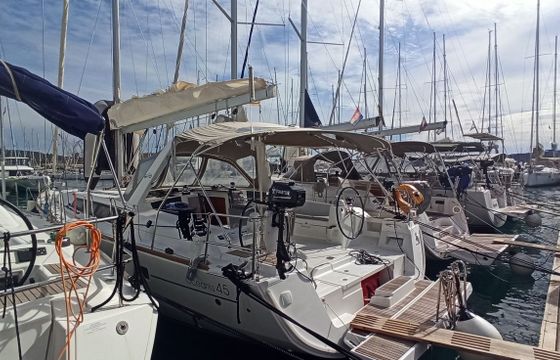 Beneteau Oceanis 45 Pomerol