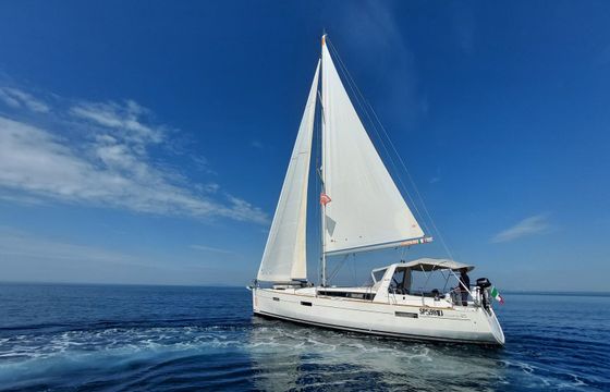 Beneteau Oceanis 45 Soffia
