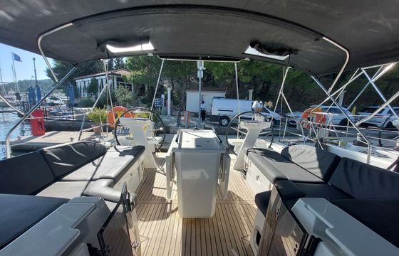 Beneteau Oceanis 46.1 First Kiss