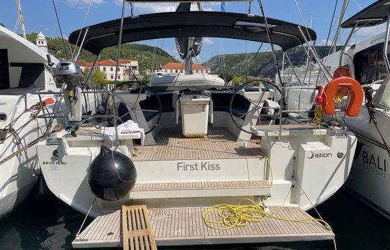 Beneteau Oceanis 46.1 First Kiss