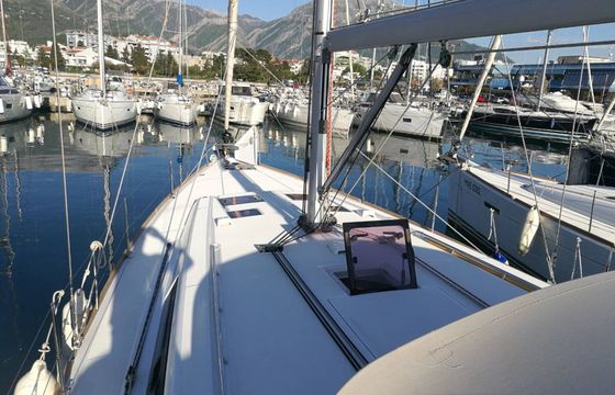 Beneteau Oceanis 45 Stella