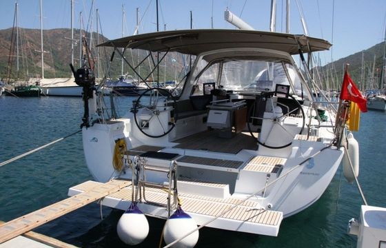 Beneteau Oceanis 45 Tonic