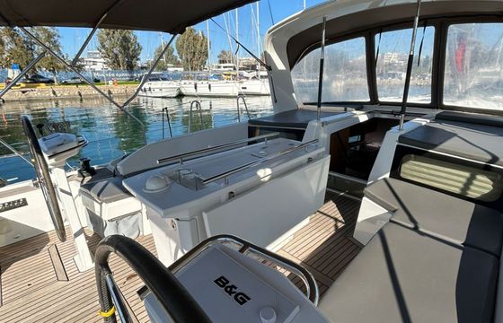 Beneteau Oceanis 46.1 Blue Satellite