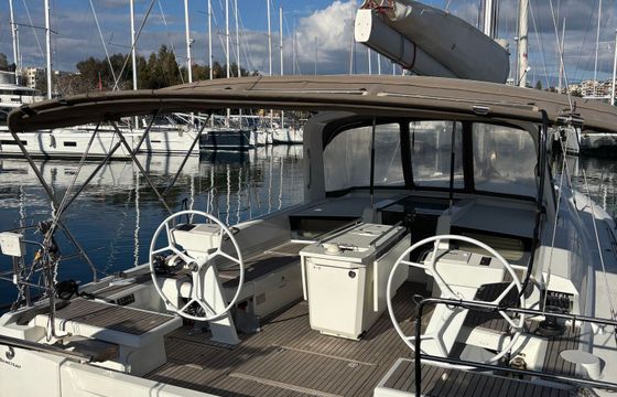 Beneteau Oceanis 46.1 Blue Satellite