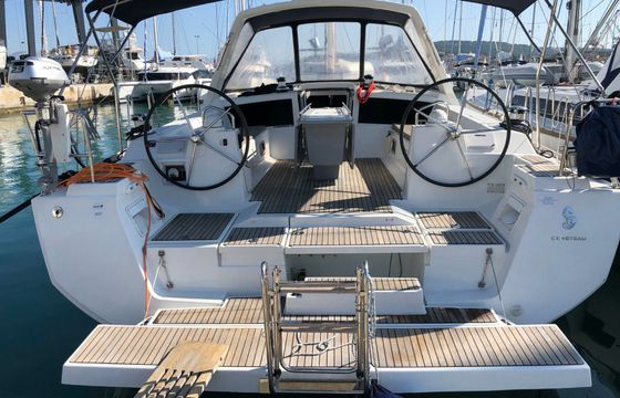Beneteau Oceanis 48 Athena