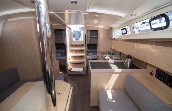 Beneteau Oceanis 41.1 Beneatha
