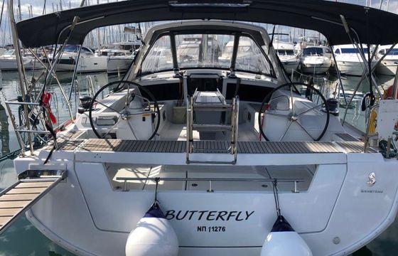 Beneteau Oceanis 48 Butterfly