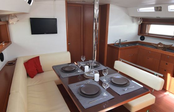 Beneteau Oceanis 48 Butterfly
