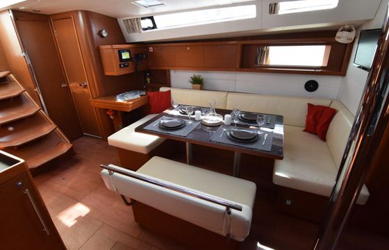 Beneteau Oceanis 48 Butterfly