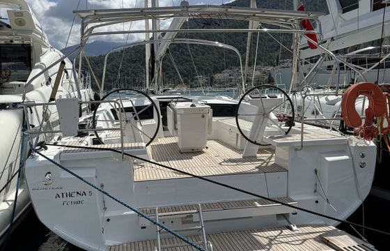 Beneteau Oceanis 46.1 Athena 5