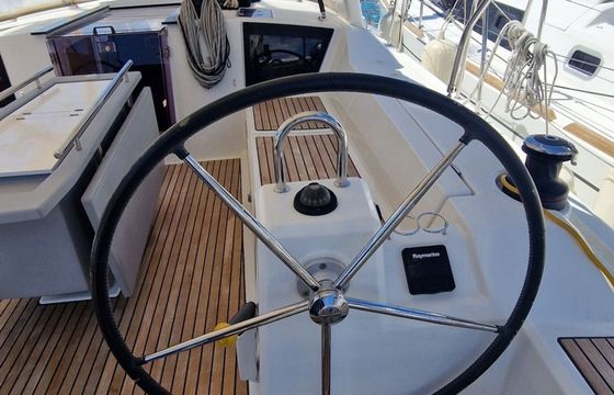 Beneteau Oceanis 41.1 Hera