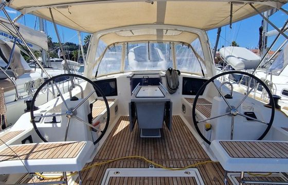 Beneteau Oceanis 41.1 Hera
