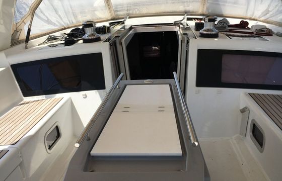 Beneteau Oceanis 48 Luna Rossa