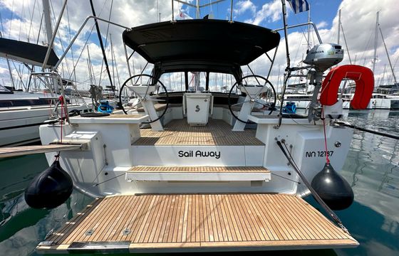 Beneteau Oceanis 46.1 Sail Away