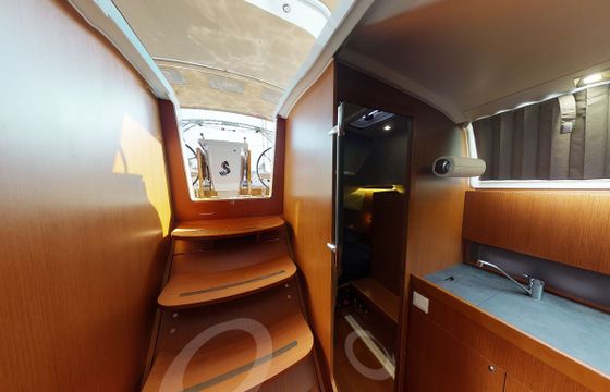Beneteau Oceanis 41.1 Vanadium