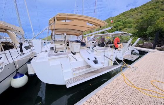 Beneteau Oceanis 51 Modrian